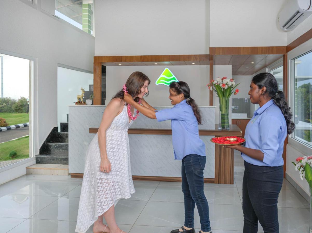 Sprise Munnar Resort And Spa Экстерьер фото